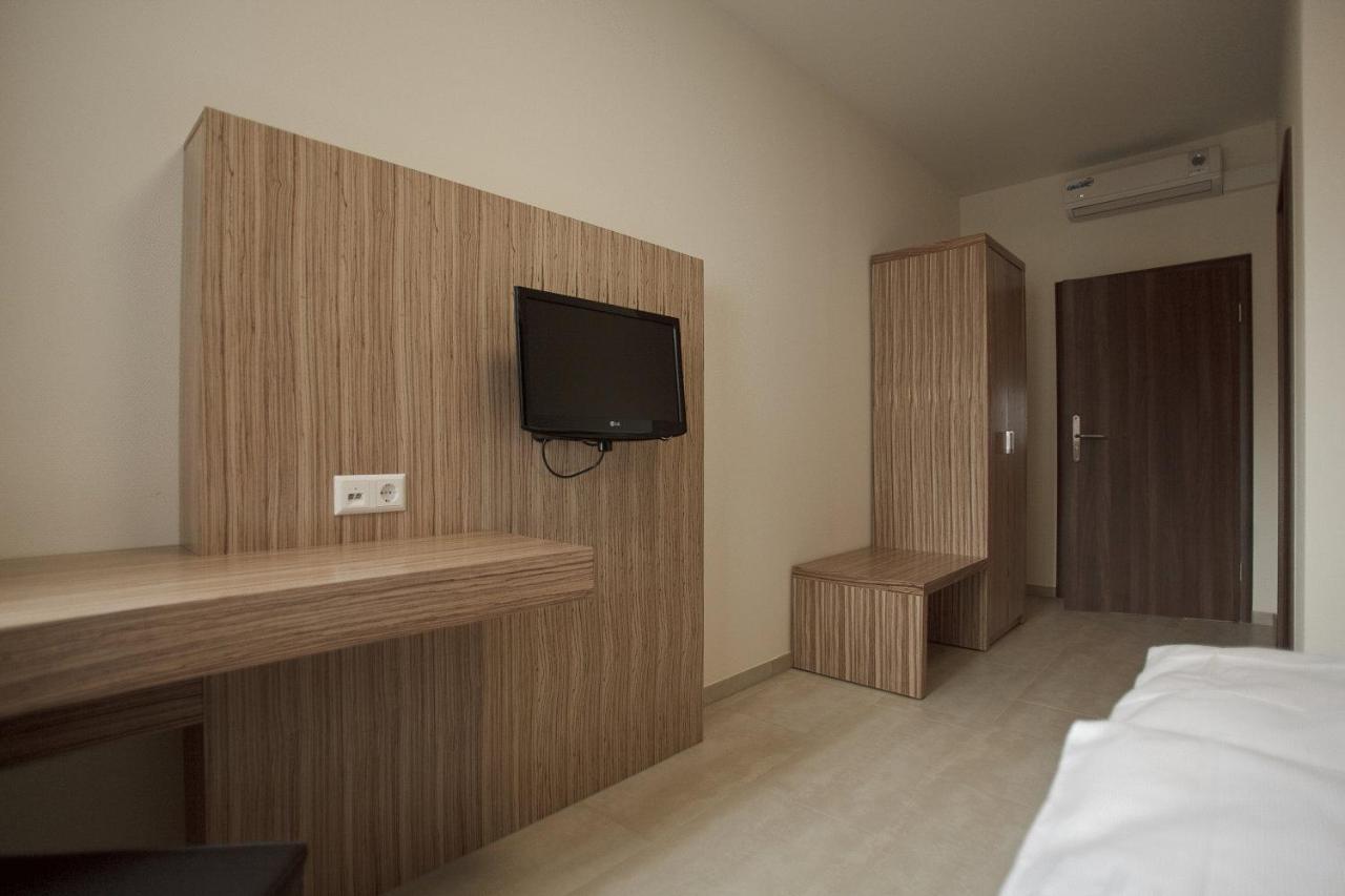 Hotel Maxis - Digitaler Self-Check-In - Karlsbad Room photo